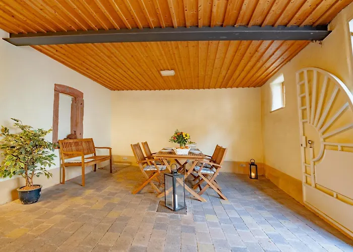 Schlossberg Residences - Design-apartments Im Herzen Der Pfalz * 圣马丁